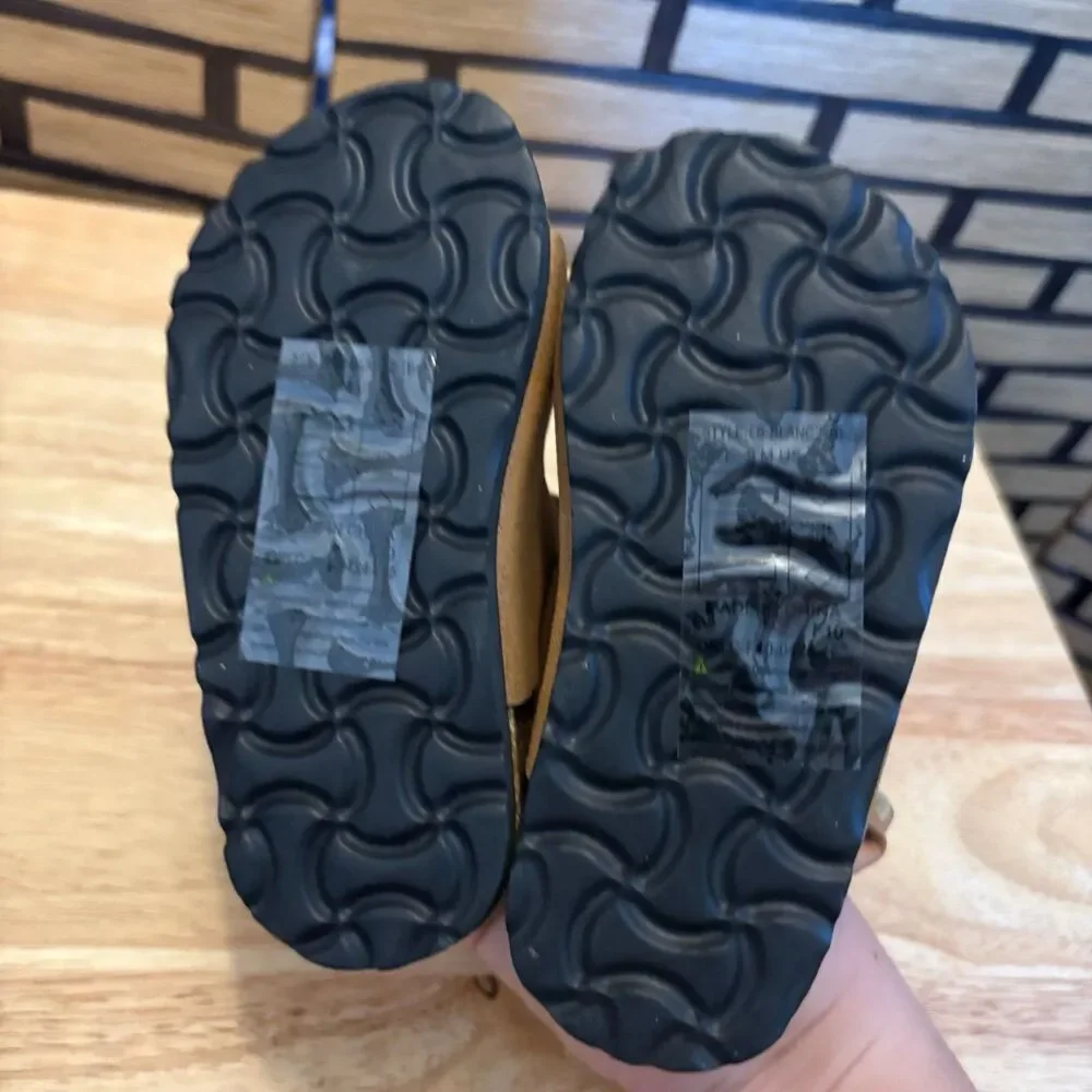 Lucky Brand‎ Tan Sandals Size 9
